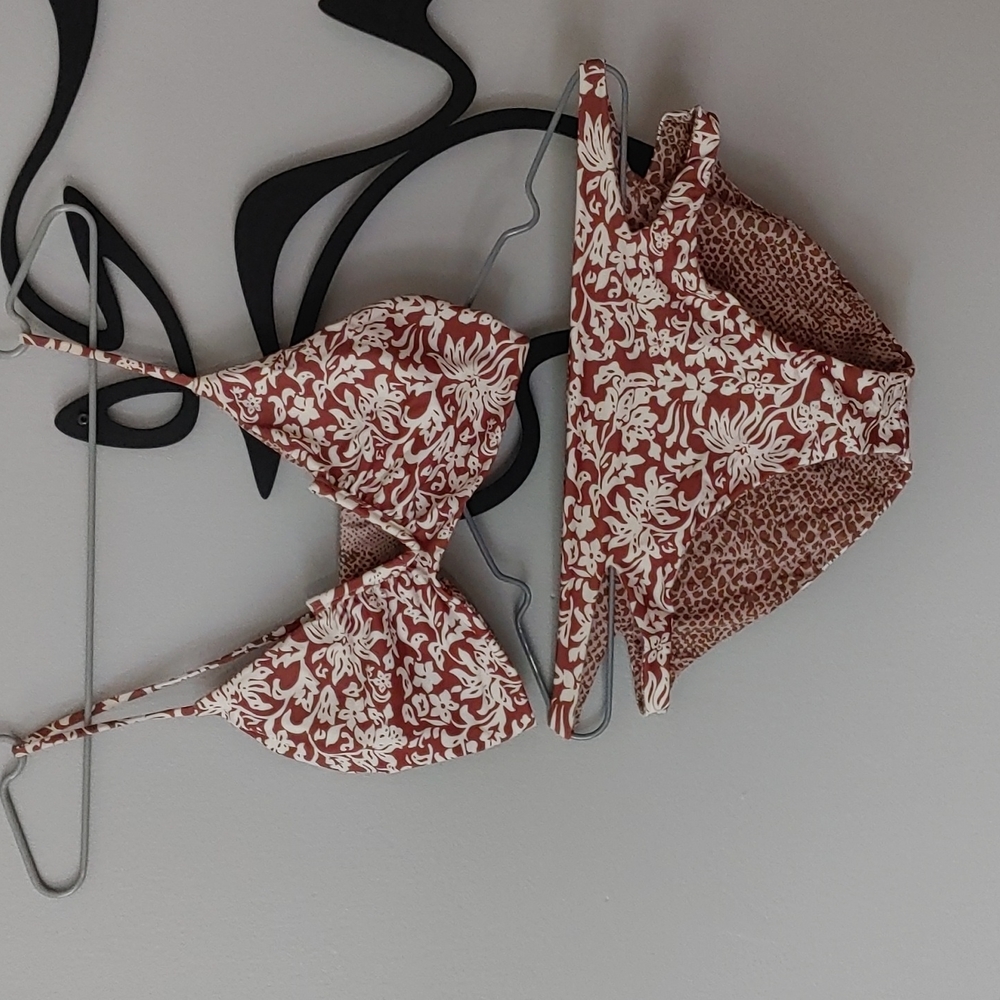 Acacia swimwear set
